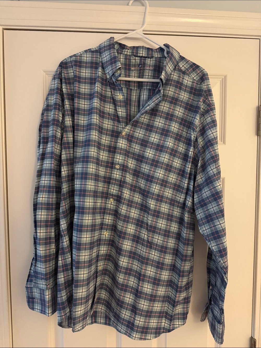 Vineyard Vines Blue and Light Blue Plaid Button-Down Shirt